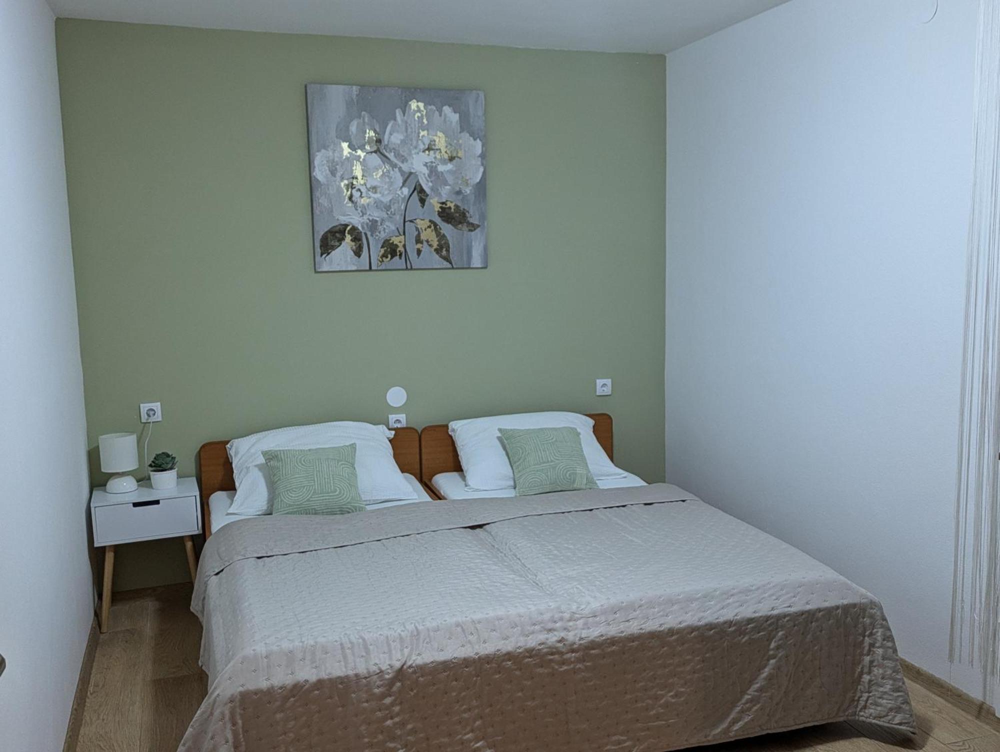 Guest House Gacka Rogic Otocsán Szoba fotó